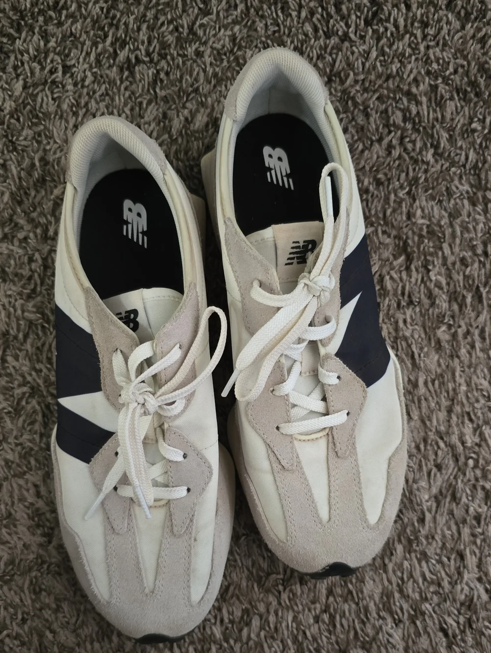 New Balance Neutral Lace-Up Sneakers - Cream & Black